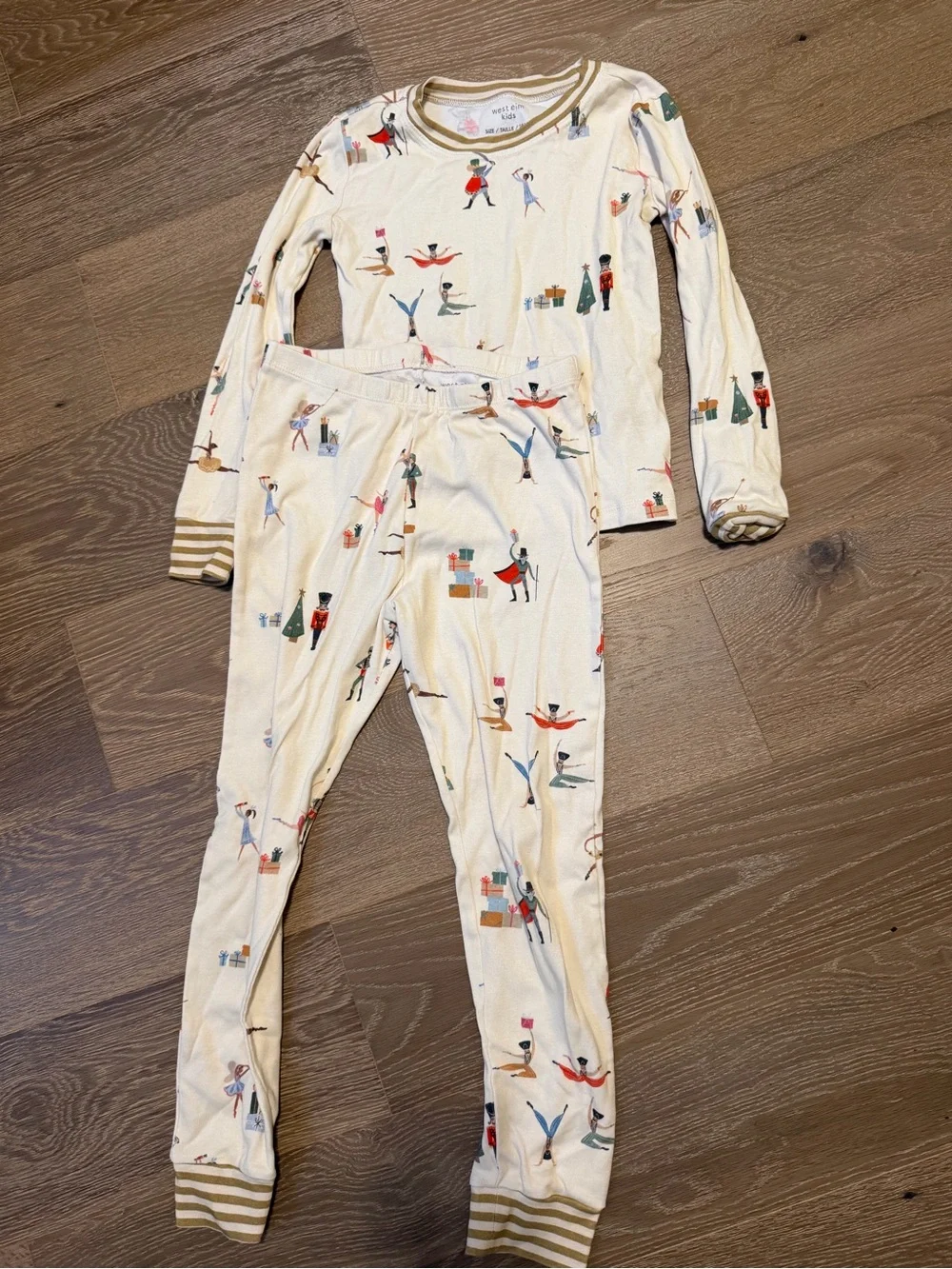 West Elm Kids Organic 2-Piece Long Sleeve Nutcracker Pajamas Size 8